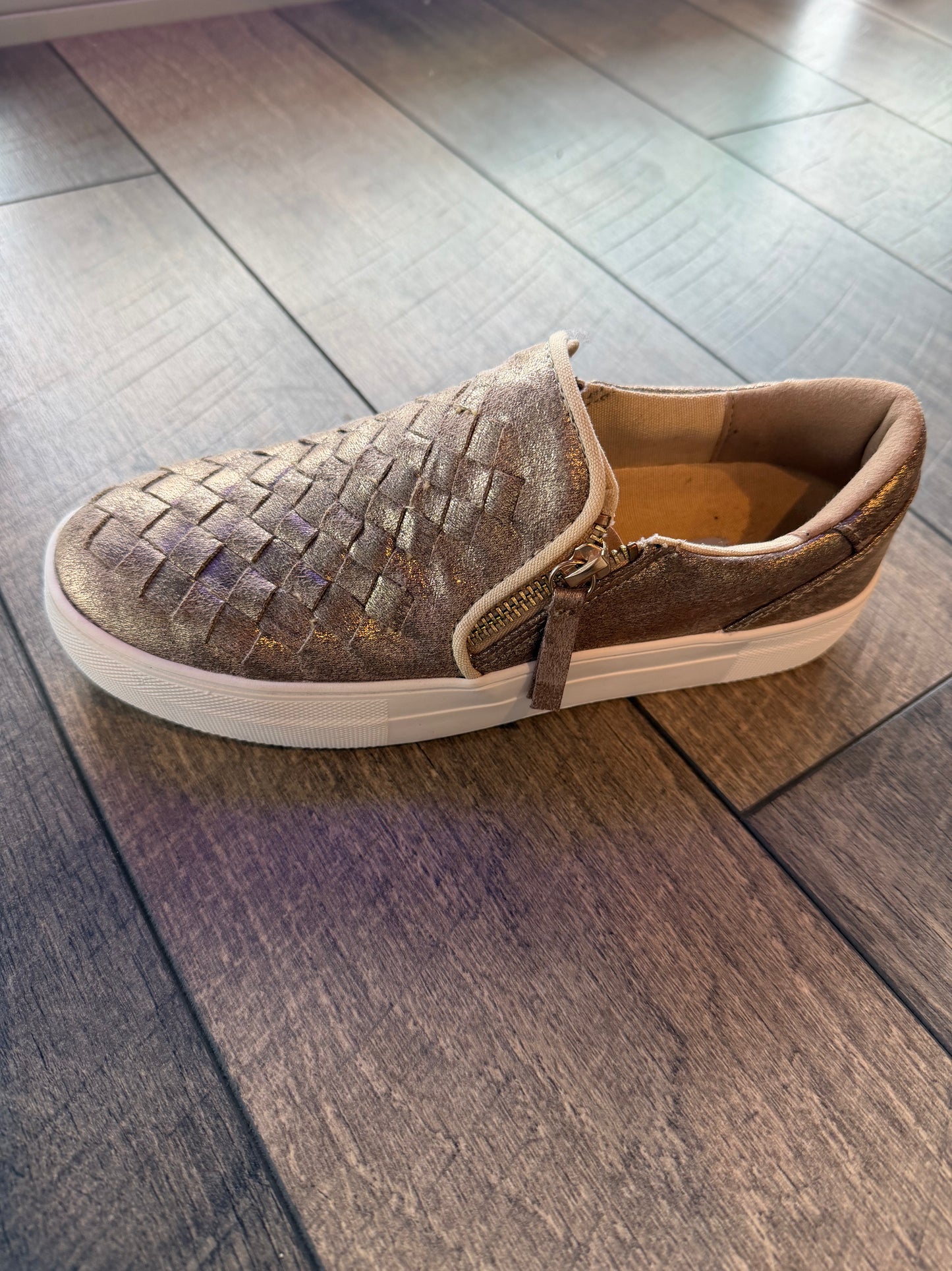 Tiffani Gold Sneakers
