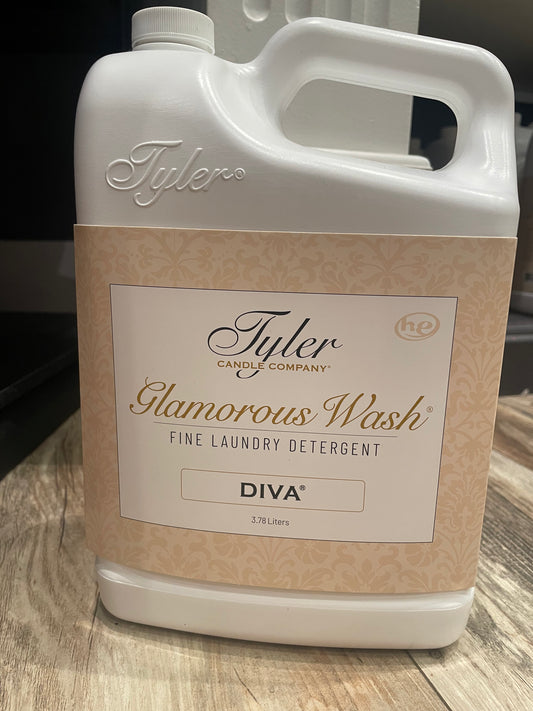 DIVA® - Glamorous Wash 128 oz