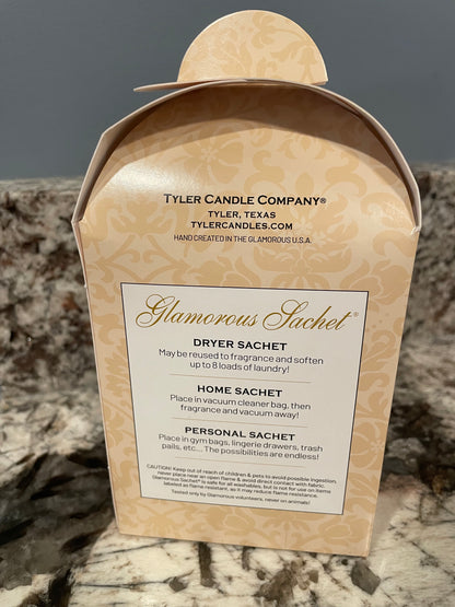 High Maintenance® Glamorous Sachet