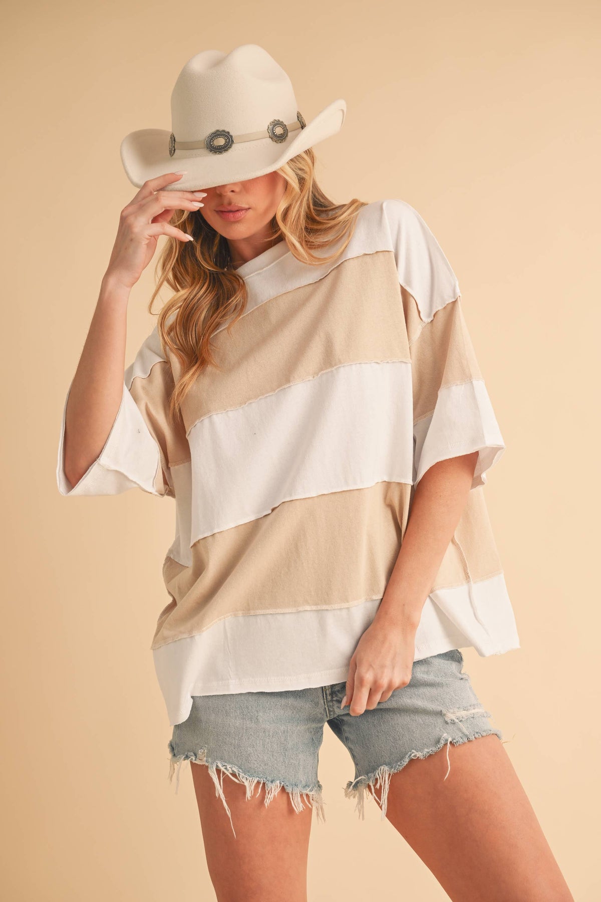 8417FN Polly Color Block Top: Butter Green / Contemporary / L